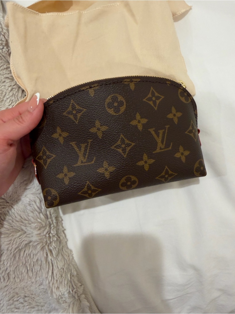 Louis Vuitton Beige/Cream Interior Leather Pouch